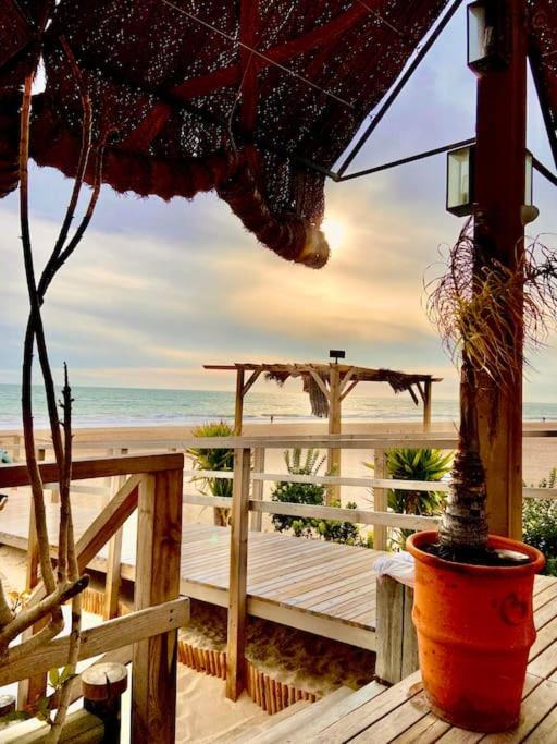 Viento Grande, Apartamento Boutique En La Playa Rota Bagian luar foto